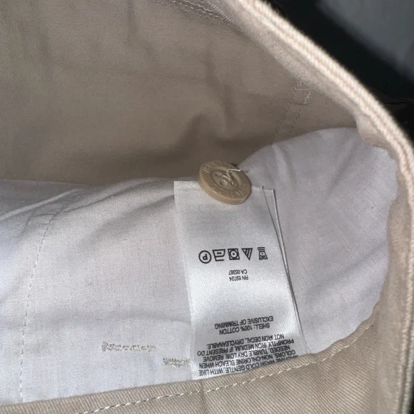 Columbia Khaki Chino Pants Versatile Twill Texture